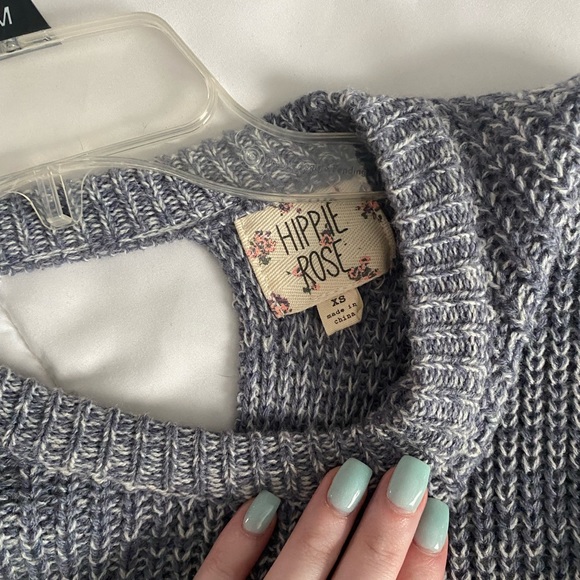 Sweater - Picture 3 of 3